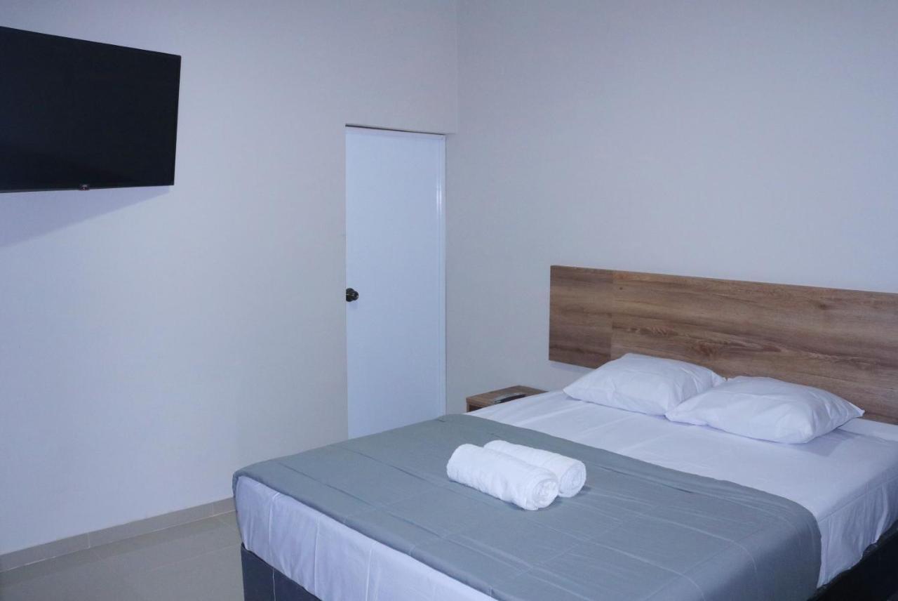 Hotel Kusnaya Piura Luaran gambar