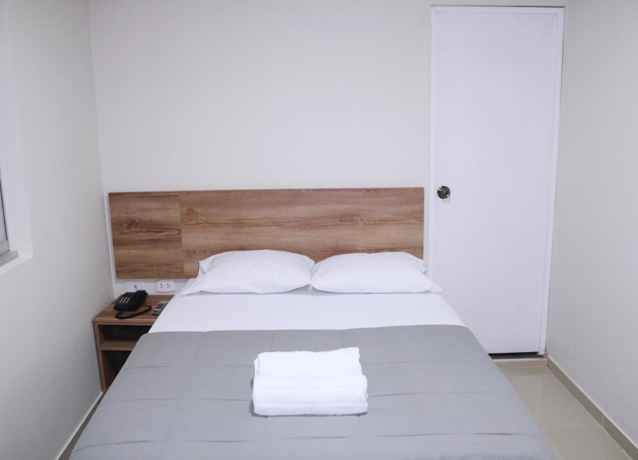 Hotel Kusnaya Piura Luaran gambar