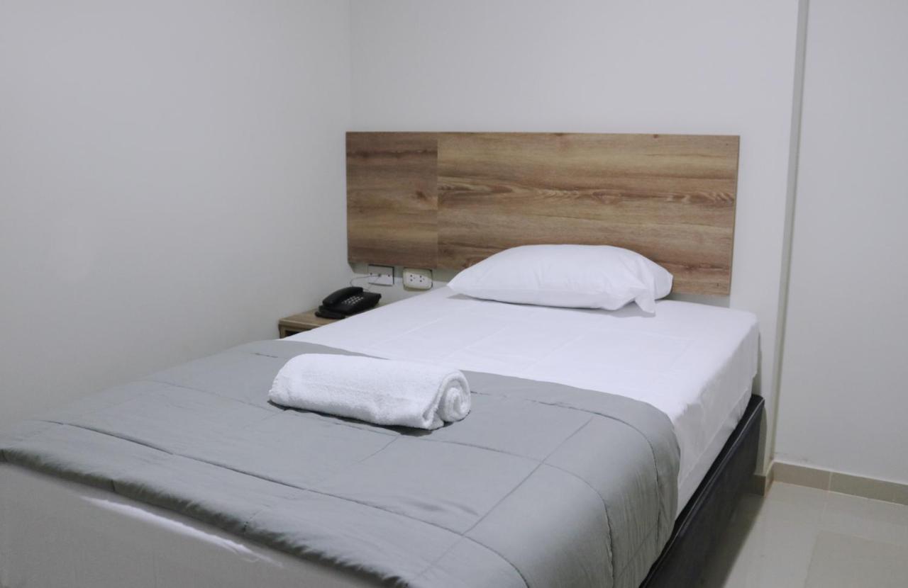 Hotel Kusnaya Piura Luaran gambar